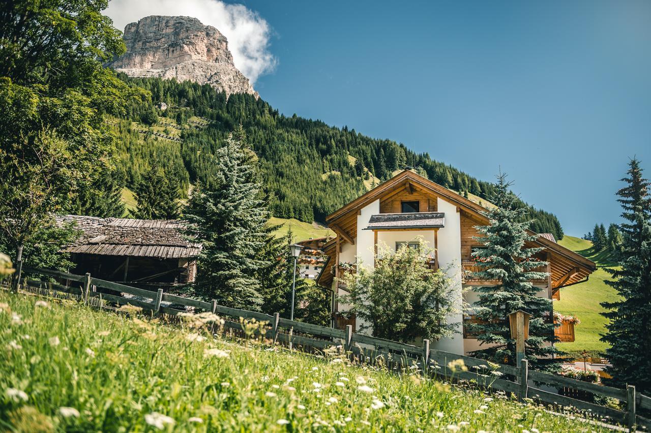 Pension Merisana Corvara In Badia Εξωτερικό φωτογραφία